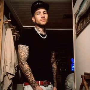 Meet your Posher, Phillip